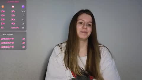 laura online show from February 6, 12:52 pm