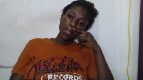 queen online show from June 18, 3:56 am