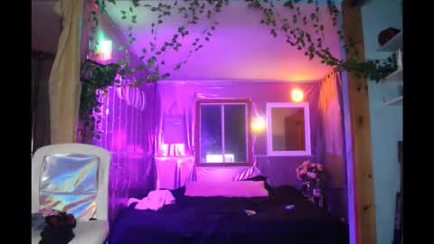 juicyjayxxx69 online show from March 6, 5:17 am