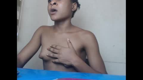 juicynwetx online show from March 10, 4:17 am