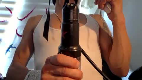 juicystraw online show from October 29, 12:51 pm