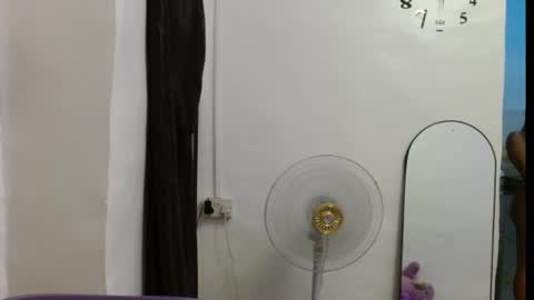 juicyxpink online show from February 26, 12:36 am