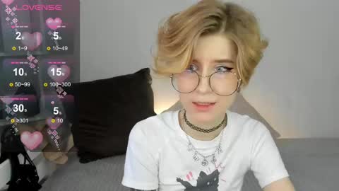 Snapshot of julescrown chatting on February 26, 4:08 am Jules online show from February 26, 4:08 am