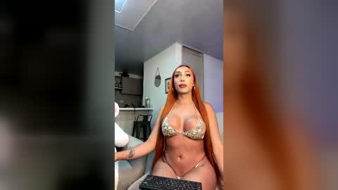 julessy online show from July 13, 4:21 pm