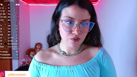 Juliana online show from November 9, 11:29 pm