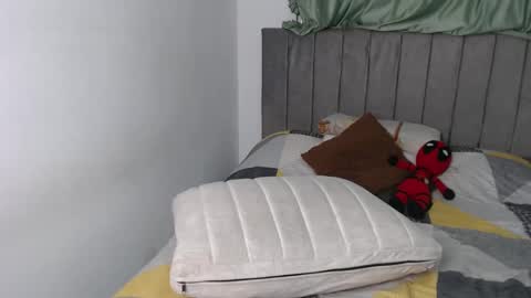 Snapshot of juli_love11 chatting on October 1, 12:43 am JULIETA online show from October 1, 12:43 am