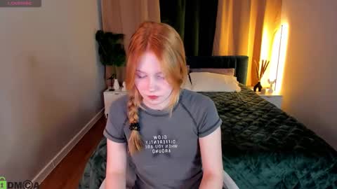 Julia online show from February 3, 1:24 am