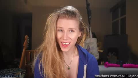 Julia Jane online show from March 6, 2:54 am