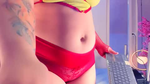   online show from February 1, 4:53 am