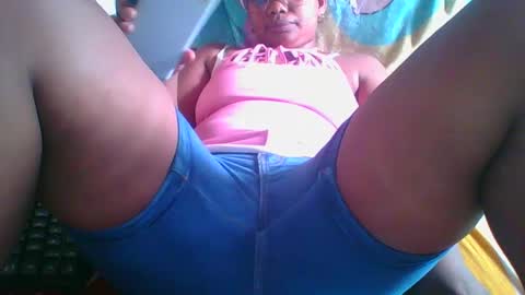 juliah02 online show from February 13, 12:00 pm