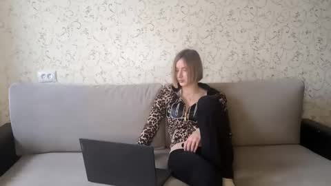 Kate online show from March 31, 3:12 pm