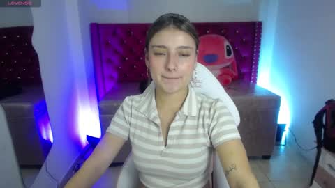 juliana_diamond_ online show from March 10, 3:11 am