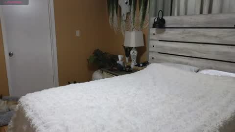 Texas Mamasita online show from June 16, 5:06 pm