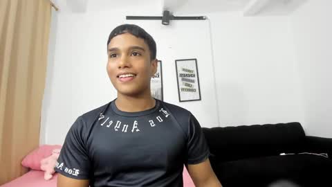 Snapshot of juliannmattius chatting on October 6, 1:51 pm Juliann online show from October 6, 1:51 pm