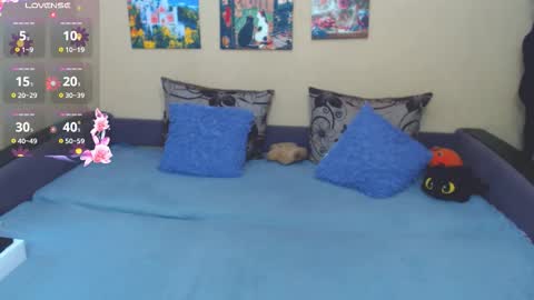 Jul online show from February 27, 8:18 am