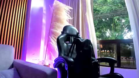 Julien online show from February 26, 11:46 am