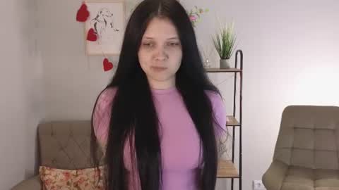 juliestokes online show from July 31, 11:22 am