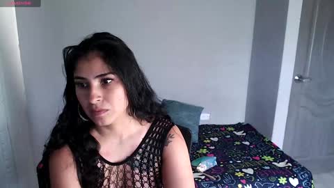 Snapshot of julieta4 chatting on January 16, 8:14 pm Julieta4 online show from January 16, 8:14 pm