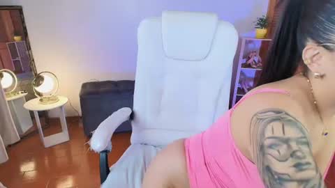 Julieta92  online show from July 28, 8:52 pm
