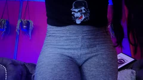  Julieta  online show from April 17, 12:07 pm