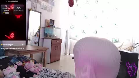 Snapshot of julietajaguar chatting on October 27, 4:29 pm Julieta Jaguar online show from October 27, 4:29 pm