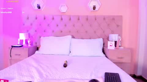 julietakane online show from March 1, 5:31 am