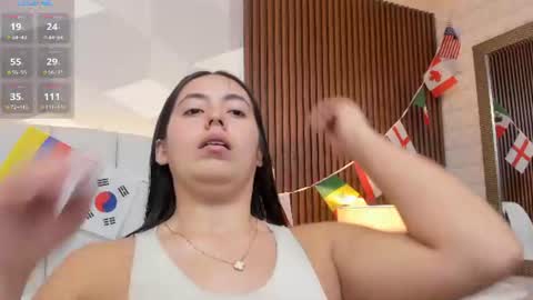 Julieta Santos online show from June 15, 6:55 pm
