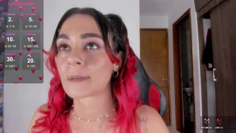 serafelle online show from December 17, 5:29 am