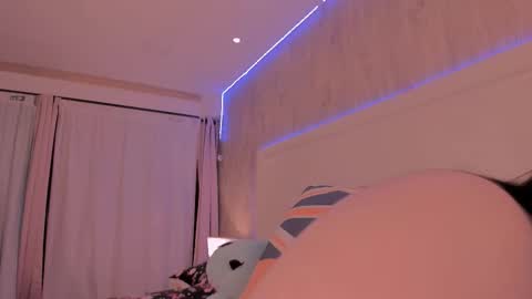 Julieta Vargas online show from March 15, 3:04 pm