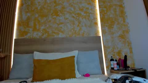 Julieta online show from March 26, 11:26 am