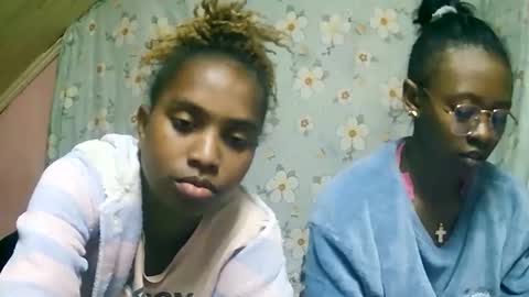 juliette9794 online show from September 12, 8:33 pm