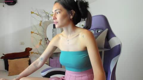 juliette online show from June 12, 4:28 pm