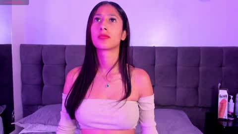 Snapshot of juliisexx chatting on December 10, 2:27 am Juliana online show from December 10, 2:27 am