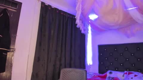 july online show from November 3, 9:27 pm