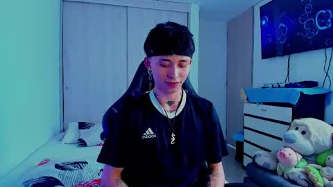 Junior online show from February 4, 8:35 pm