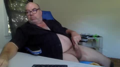 junkhp1 online show from July 27, 1:52 pm