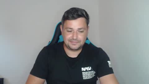 Snapshot of just_a_nice_guy_27 chatting on September 10, 11:22 am Alex online show from September 10, 11:22 am