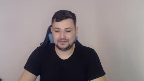 Snapshot of just_a_nice_guy_27 chatting on February 25, 11:21 am Alex online show from February 25, 11:21 am