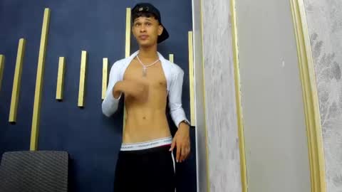 JUST online show from October 8, 7:20 pm