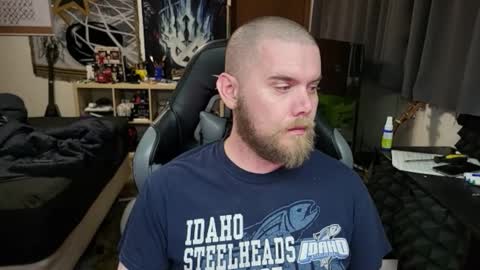 Snapshot of just_ryan88 chatting on October 30, 6:03 am Ryan online show from October 30, 6:03 am