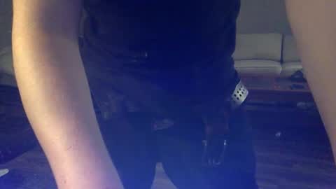 justbehappy88 online show from November 3, 8:48 am