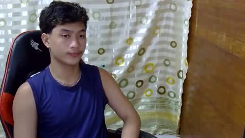 Cyril online show from March 28, 10:44 pm