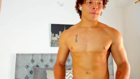 JUSTIN THEROX online show from February 22, 12:49 am