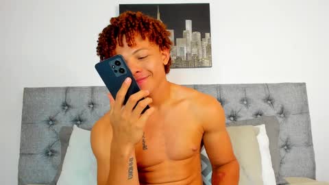 JUSTIN THEROX online show from January 19, 3:29 am