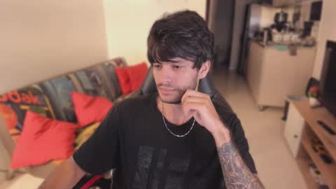 Snapshot of justin_stark1 chatting on October 1, 11:47 pm Diego online show from October 1, 11:47 pm