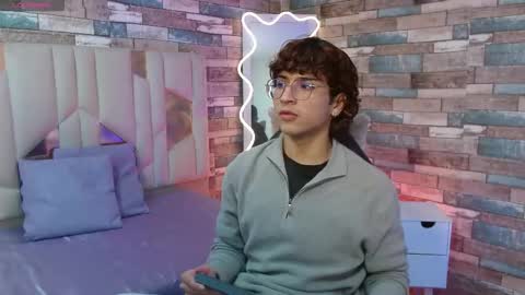  justin  online show from March 13, 3:54 am