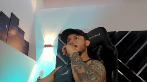 Justin White online show from July 28, 12:48 pm