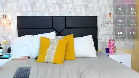 Justine online show from December 1, 4:43 am