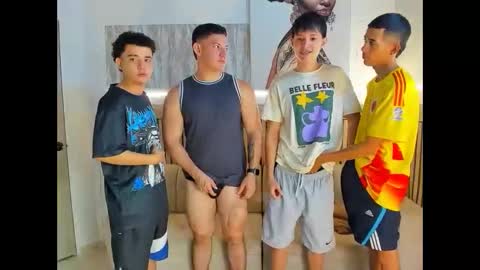 justingtime21 online show from December 21, 6:53 am