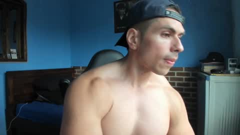 Snapshot of justinkart chatting on October 21, 6:33 pm justinkart online show from October 21, 6:33 pm